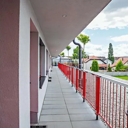 Nava Motel Self Check-In Wiener Neustadt Exterior photo